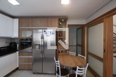 Casa à venda com 245m², 3 quartos e 4 vagasCozinha