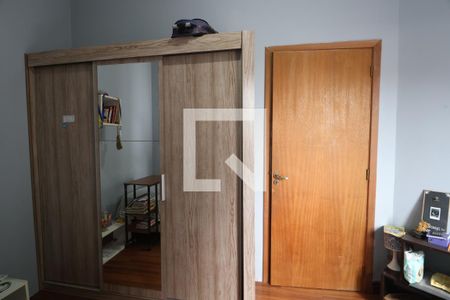 Casa à venda com 245m², 3 quartos e 4 vagasQuarto 2