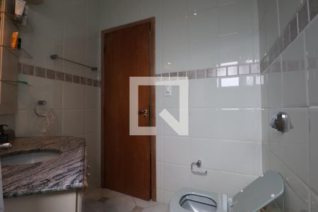 Casa à venda com 245m², 3 quartos e 4 vagasBanheiro