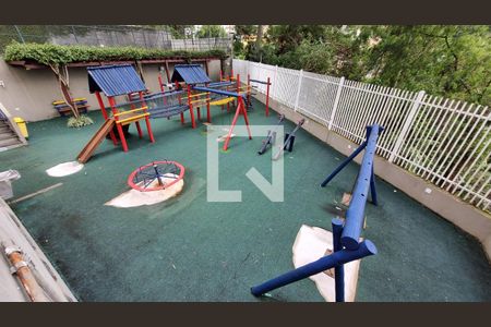 Apartamento à venda com 120m², 4 quartos e 3 vagasÁrea comum - Playground