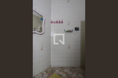 Casa à venda com 405m², 5 quartos e 4 vagas Casa à venda com 405m², 5 quartos e 4 vagasBanheiro Social