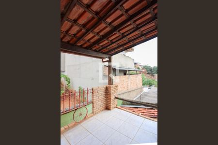 Casa à venda com 405m², 5 quartos e 4 vagas Casa à venda com 405m², 5 quartos e 4 vagasVaranda do Quarto 3