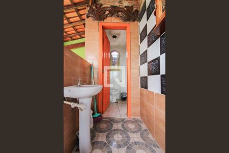 Casa à venda com 405m², 5 quartos e 4 vagas Casa à venda com 405m², 5 quartos e 4 vagasBanheiro da Suíte 2