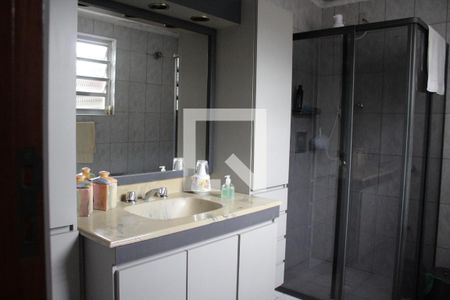 Casa à venda com 182m², 3 quartos e 2 vagasBanheiro da Suíte