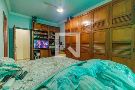 Casa de condomínio à venda com 335m², 5 quartos e 5 vagas Casa de condomínio à venda com 335m², 5 quartos e 5 vagasSuíte 2