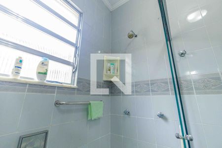 Casa de condomínio à venda com 335m², 5 quartos e 5 vagas Casa de condomínio à venda com 335m², 5 quartos e 5 vagasBanheiro da Suíte 1