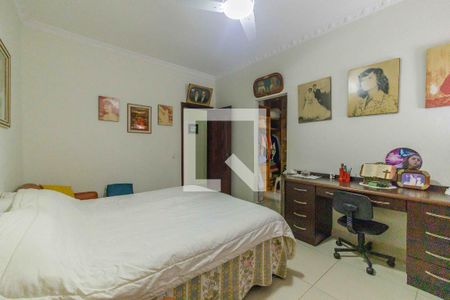 Casa de condomínio à venda com 335m², 5 quartos e 5 vagas Casa de condomínio à venda com 335m², 5 quartos e 5 vagasSuíte 1