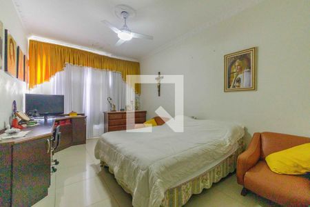 Casa de condomínio à venda com 335m², 5 quartos e 5 vagas Casa de condomínio à venda com 335m², 5 quartos e 5 vagasSuíte 1