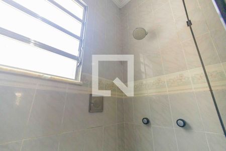 Casa de condomínio à venda com 335m², 5 quartos e 5 vagas Casa de condomínio à venda com 335m², 5 quartos e 5 vagasBanheiro da Suíte 2