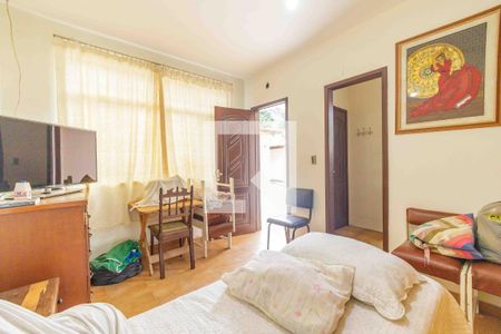 Casa de condomínio à venda com 335m², 5 quartos e 5 vagas Casa de condomínio à venda com 335m², 5 quartos e 5 vagasSuíte 3