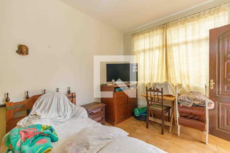 Casa de condomínio à venda com 335m², 5 quartos e 5 vagas Casa de condomínio à venda com 335m², 5 quartos e 5 vagasSuíte 3