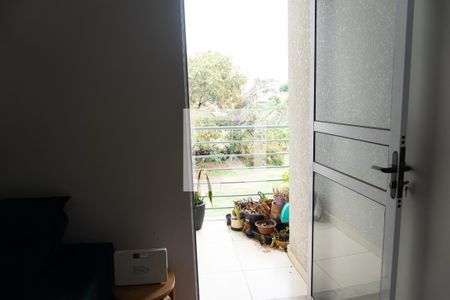 sala de apartamento para alugar com 2 quartos, 50m² em São Gonçalo, Contagem