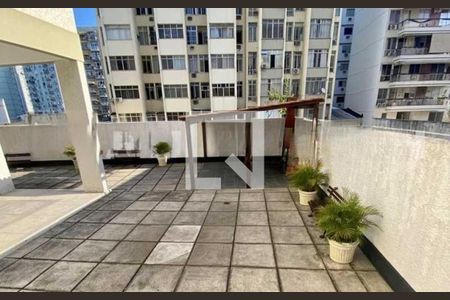 Apartamento à venda com 60m², 1 quarto e 1 vaga