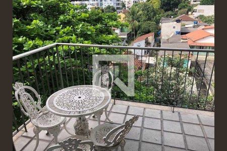 Apartamento à venda com 100m², 3 quartos e 2 vagas