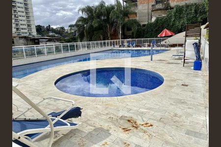 Apartamento à venda com 66m², 3 quartos e 1 vaga