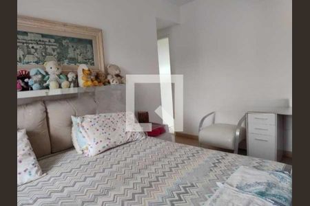 Casa à venda com 108m², 3 quartos e 1 vaga