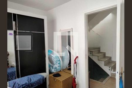 Casa à venda com 108m², 3 quartos e 1 vaga