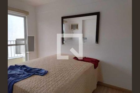 Casa à venda com 108m², 3 quartos e 1 vaga