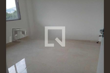 Apartamento à venda com 142m², 2 quartos e 1 vaga
