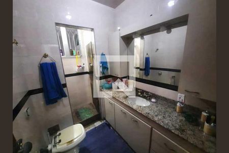Casa de condomínio à venda com 321m², 4 quartos e 3 vagas