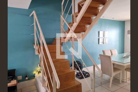 Casa de condomínio à venda com 182m², 5 quartos e 2 vagas