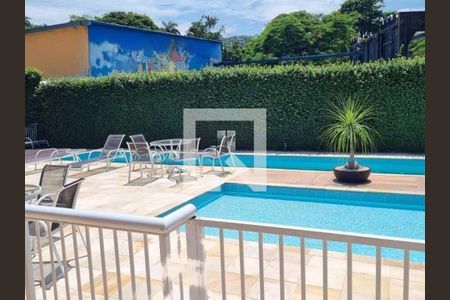 Casa de condomínio à venda com 182m², 5 quartos e 2 vagas