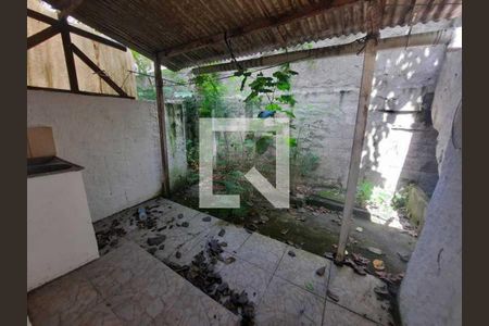 Casa à venda com 262m², 2 quartos e 3 vagas