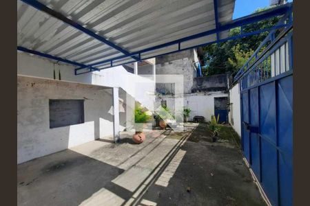 Casa à venda com 262m², 2 quartos e 3 vagas