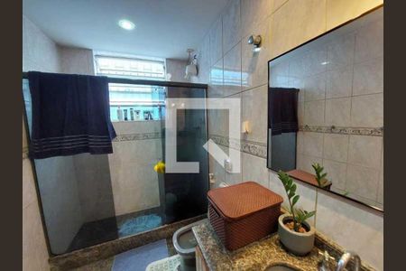 Casa à venda com 349m², 4 quartos e sem vaga