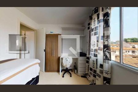 Casa de condomínio à venda com 119m², 5 quartos e 4 vagas