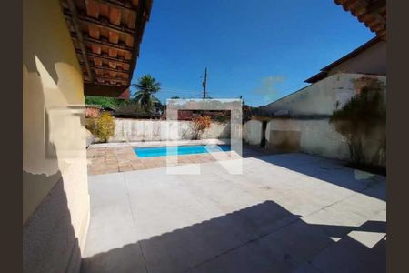 Casa de condomínio à venda com 292m², 5 quartos e 6 vagas