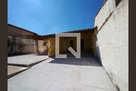 Casa de condomínio à venda com 292m², 5 quartos e 6 vagas