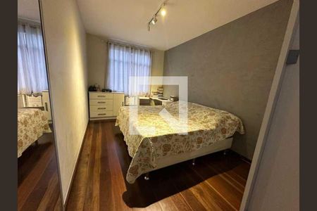 Casa à venda com 269m², 4 quartos e 3 vagas