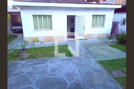 Casa à venda com 174m², 3 quartos e 4 vagas