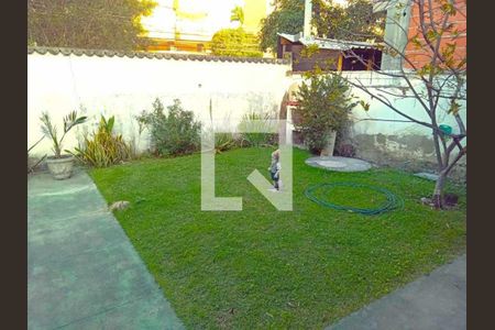 Casa à venda com 174m², 3 quartos e 4 vagas