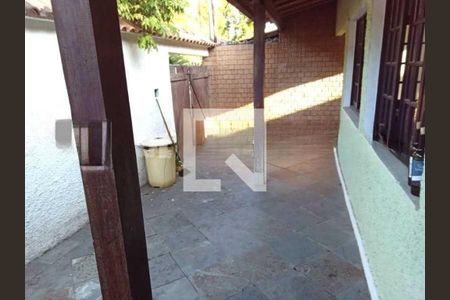 Casa à venda com 177m², 3 quartos e 3 vagas