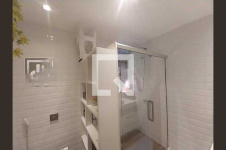 Casa à venda com 229m², 4 quartos e 3 vagas