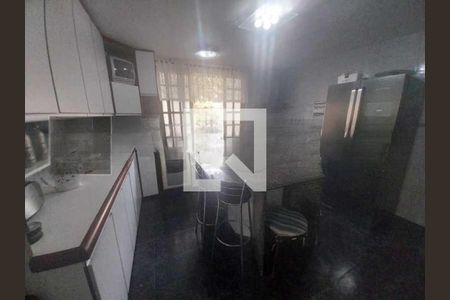 Casa de condomínio à venda com 700m², 6 quartos e 2 vagas
