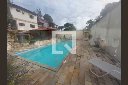 Casa de condomínio à venda com 700m², 6 quartos e 2 vagas