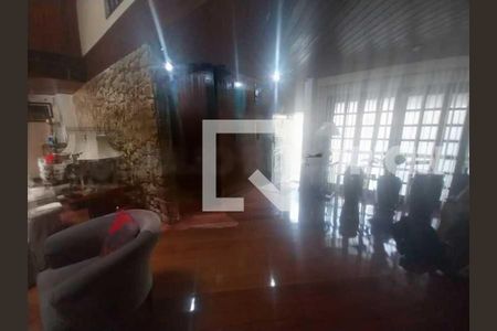 Casa de condomínio à venda com 700m², 6 quartos e 2 vagas