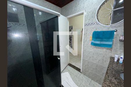 Casa à venda com 182m², 5 quartos e 1 vagaBanheiro 1