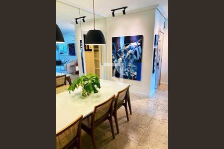 Apartamento à venda com 94m², 2 quartos e 1 vaga