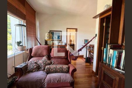 Casa à venda com 140m², 4 quartos e sem vaga