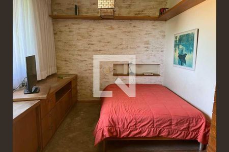 Casa à venda com 140m², 4 quartos e sem vaga