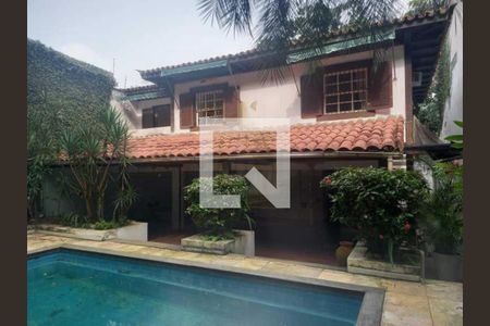 Casa à venda com 100m², 3 quartos e 2 vagas