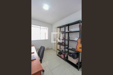 Casa de condomínio à venda com 200m², 3 quartos e 1 vagaQuarto casa 2