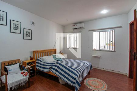 Casa de condomínio à venda com 200m², 3 quartos e 1 vagaQuarto 2 suíte