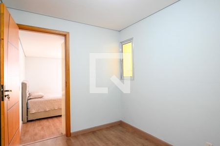 Casa à venda com 100m², 3 quartos e 2 vagas Casa à venda com 100m², 3 quartos e 2 vagasCloset da suíte