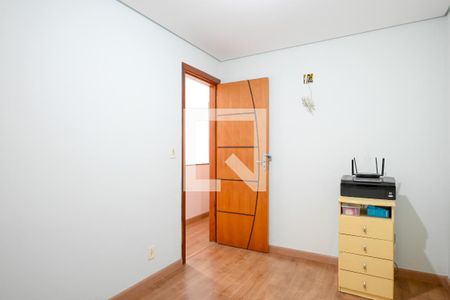 Casa à venda com 100m², 3 quartos e 2 vagas Casa à venda com 100m², 3 quartos e 2 vagasCloset da suíte