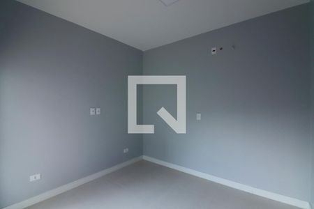 Casa à venda com 198m², 3 quartos e 3 vagasSuíte 2